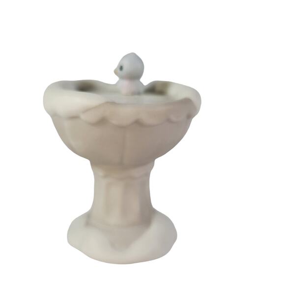 Precious Moments Sugar Town Bird Bath Figurine Enesco 150223 1995 - Picture 3 of 16
